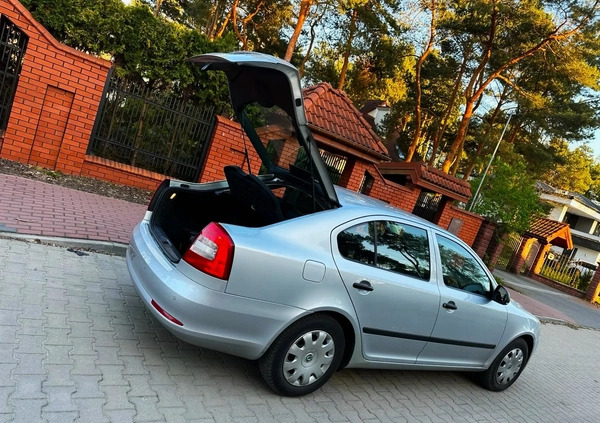 Skoda Octavia cena 35800 przebieg: 36000, rok produkcji 2008 z Legionowo małe 742